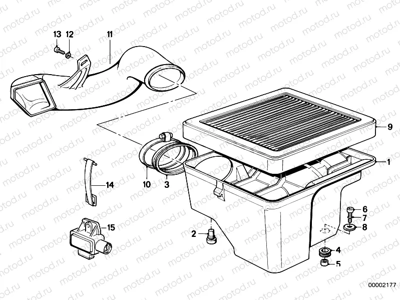 Bottom air cleaner housing/air cleaner
