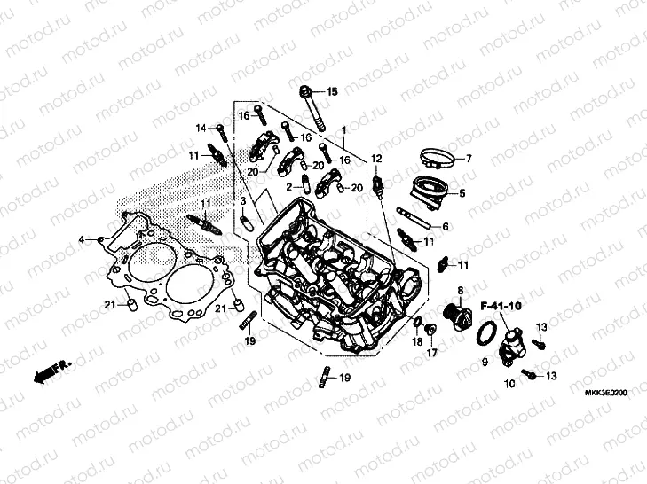 CYLINDER HEAD