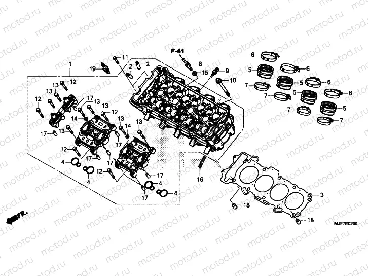 CYLINDER HEAD