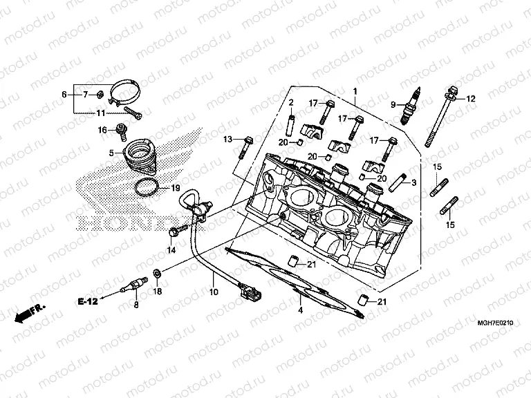 E-2-10 CYLINDER HEAD (REAR)
