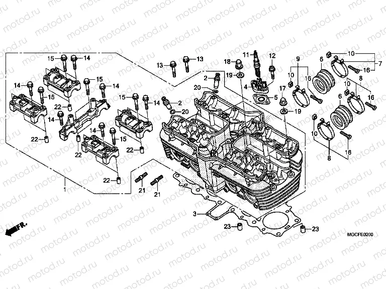 E-2 CYLINDER HEAD