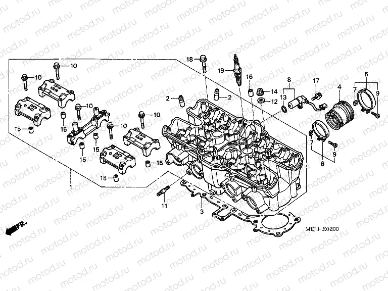E-2 CYLINDER HEAD