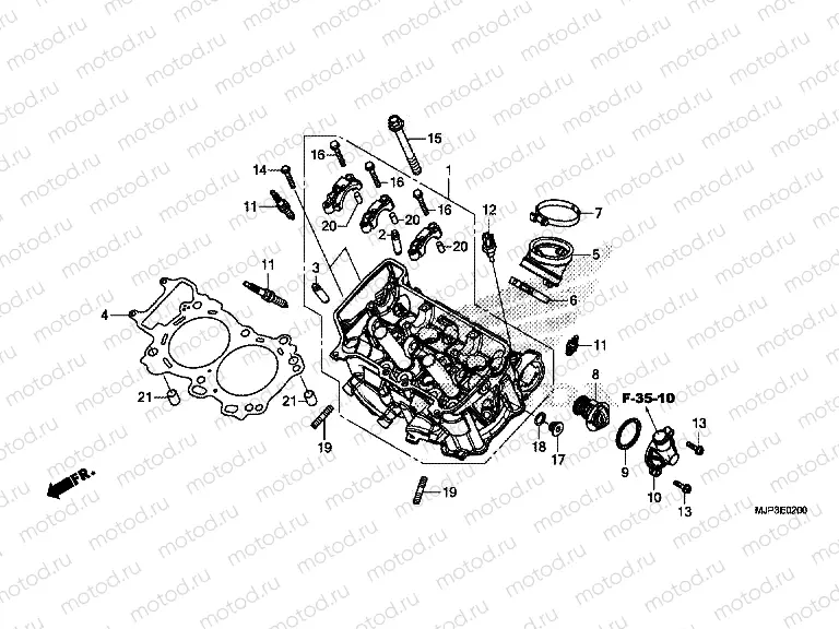 E-2 CYLINDER HEAD