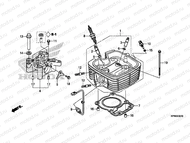 E-2 CYLINDER HEAD