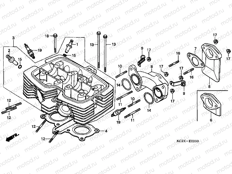 E-2 CYLINDER HEAD