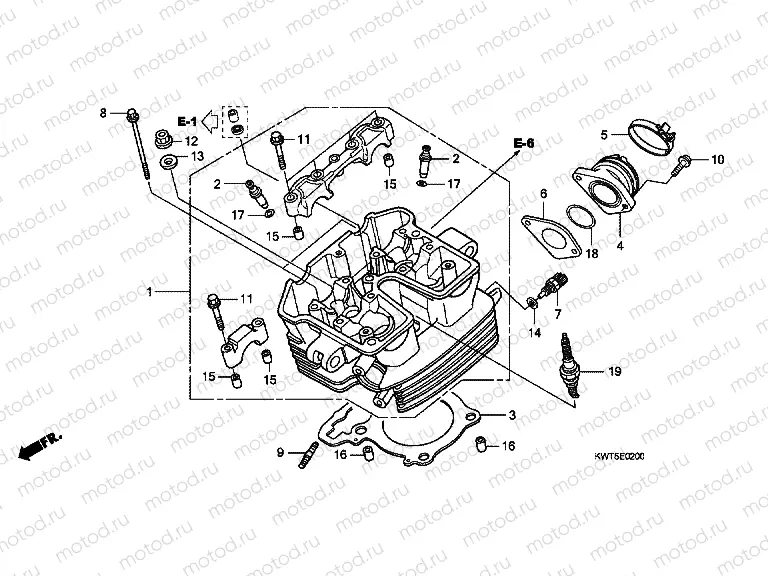 E-2 CYLINDER HEAD