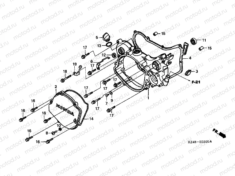 E-3 RIGHT CRANKSHAFT COVER (CR125R2-4)
