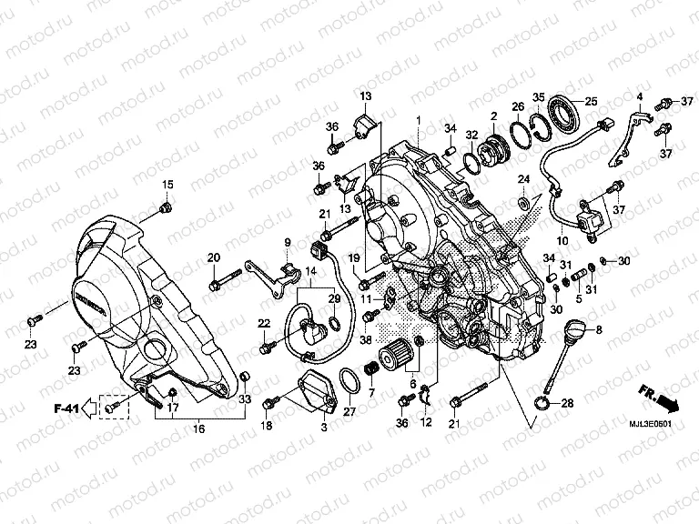 E-5-1 RIGHT CRANKSHAFT COVER (NC700XD / 750XD)