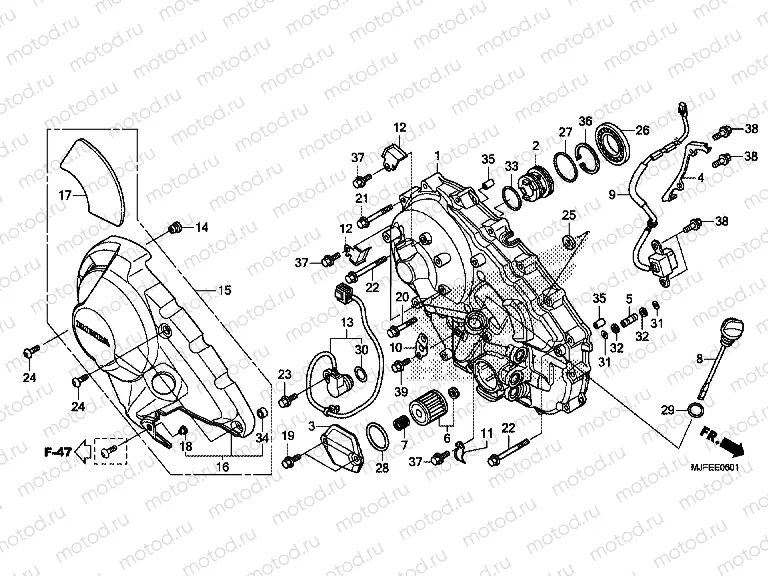 E-6-1 RIGHT CRANKSHAFT COVER (CTX700ND)