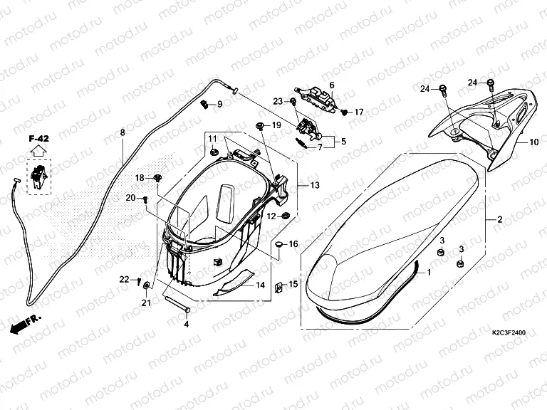 F-24 SEAT/LUGGAGE BOX
