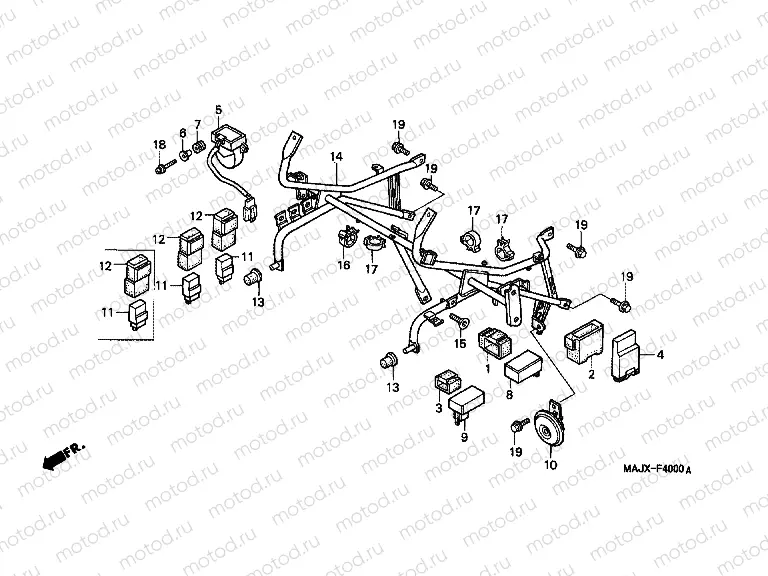 F-40 ENGINE HOUSING (ST1100)