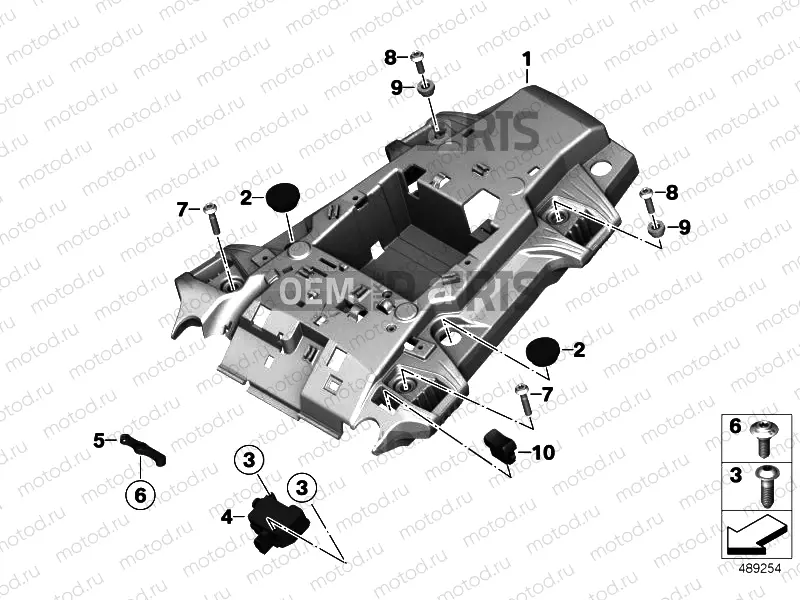 Rear carrier part