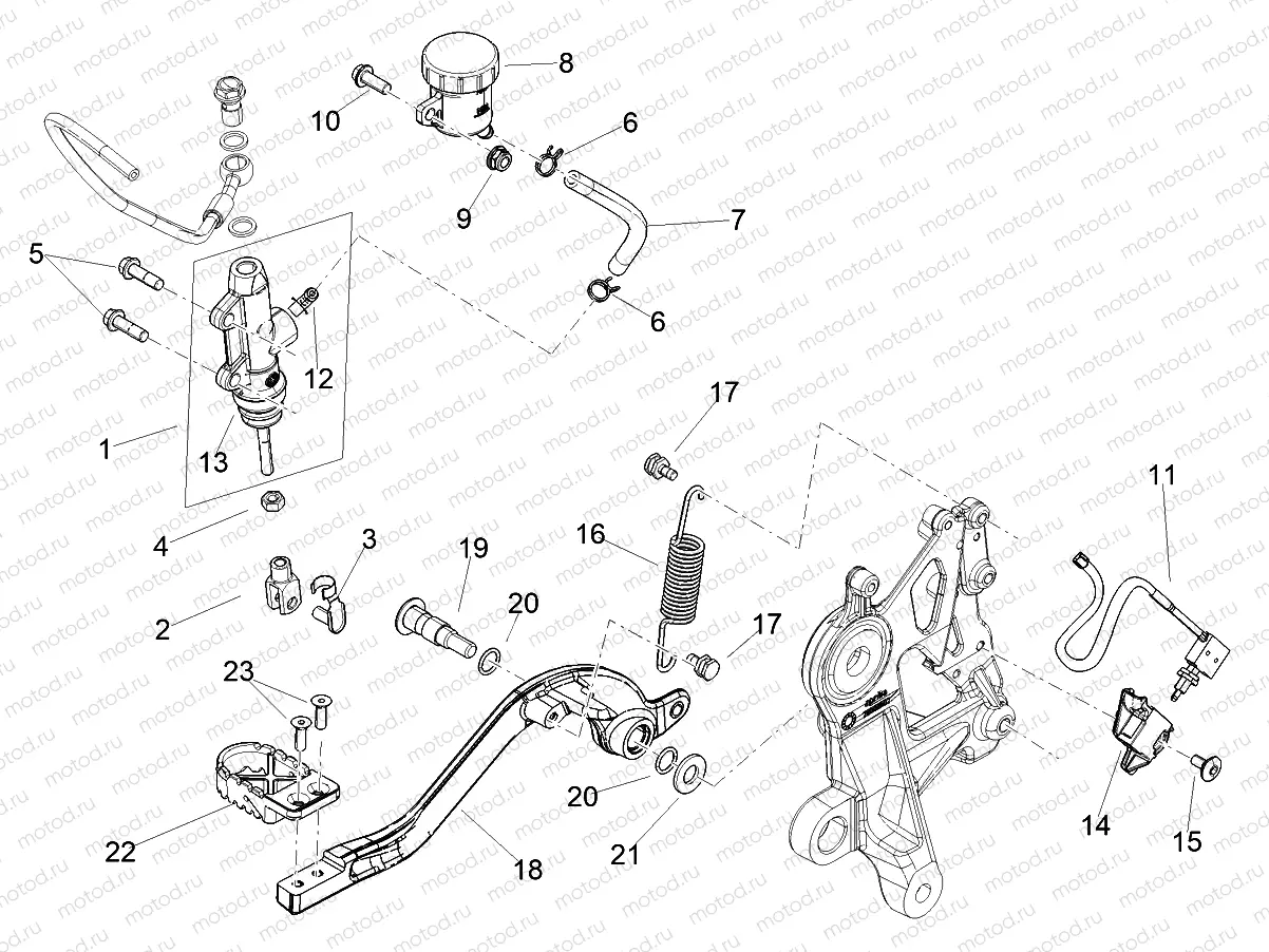 Rear master cylinder