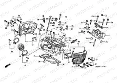 E-2-1 CYLINDER HEAD (REAR)