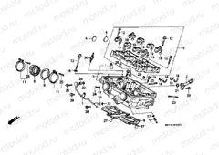 E-2-1 CYLINDER HEAD (REAR)