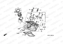 E-2-1 CYLINDER HEAD (REAR)