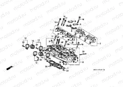 E-2-1 CYLINDER HEAD (REAR)