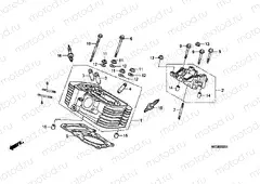 E-2-1 REAR CYLINDER HEAD