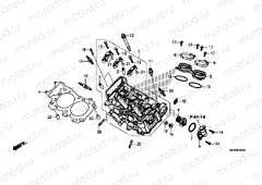 E-2 CYLINDER HEAD