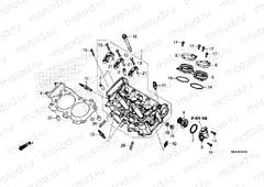 E-2 CYLINDER HEAD