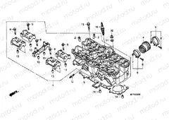 E-2 CYLINDER HEAD