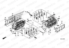 E-2 CYLINDER HEAD