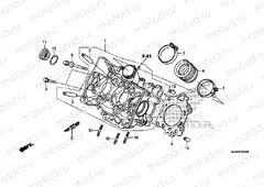 E-2 CYLINDER HEAD
