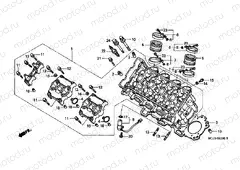 E-2 CYLINDER HEAD