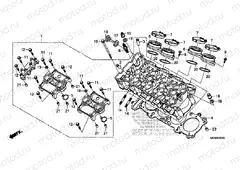 E-2 CYLINDER HEAD