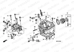 E-2 CYLINDER HEAD