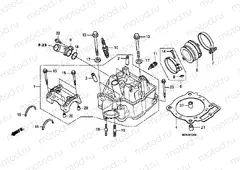 E-2 CYLINDER HEAD