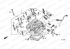 E-2 CYLINDER HEAD