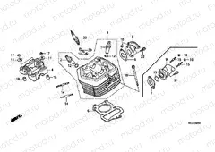 E-2 CYLINDER HEAD