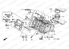 E-2 CYLINDER HEAD (FRONT)