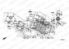 E-2 CYLINDER HEAD (FRONT)