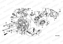 E-3 CYLINDER HEAD
