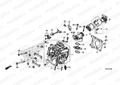E-3 CYLINDER HEAD