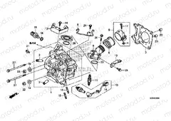 E-3 CYLINDER HEAD