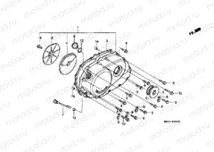 E-5 RIGHT CRANKSHAFT COVER