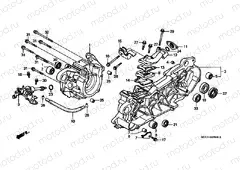 E-9 CRANKSHAFT / OIL PUMP