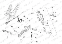 Rear master cylinder