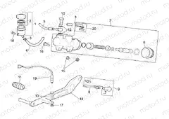 Rear master cylinder