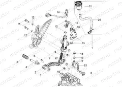 Rear master cylinder