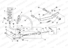 Rear master cylinder