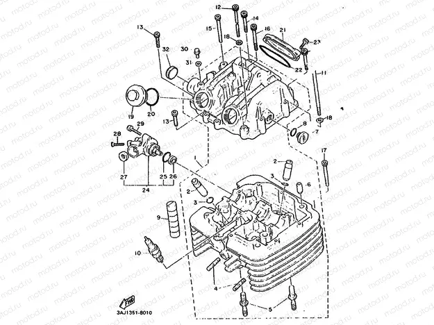 CYLINDER HEAD