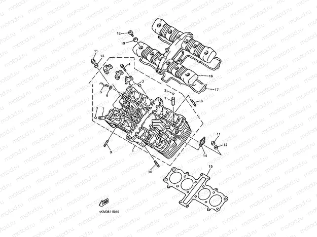 CYLINDER HEAD