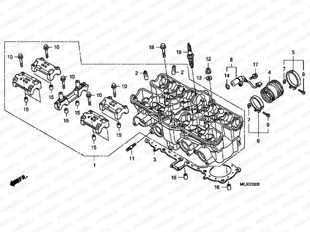 E-2 CYLINDER HEAD