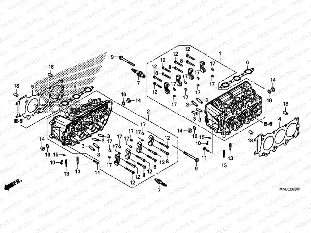 E-2 CYLINDER HEAD