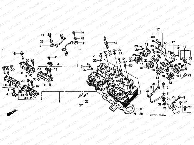 E-2 CYLINDER HEAD