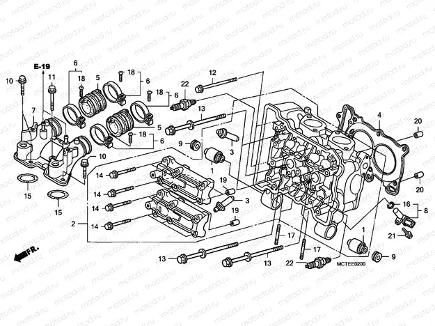 E-2 CYLINDER HEAD